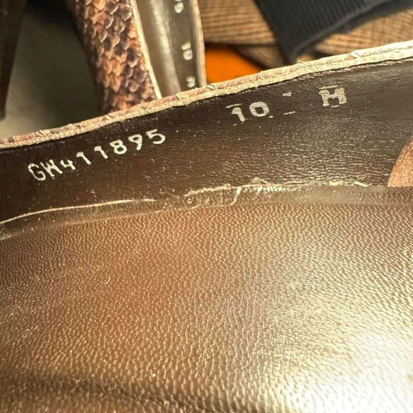 Stuart Weitzman Women’s Size 10M Snakeskin Leather Stiletto Heels Pumps Brown - Picture 8 of 8